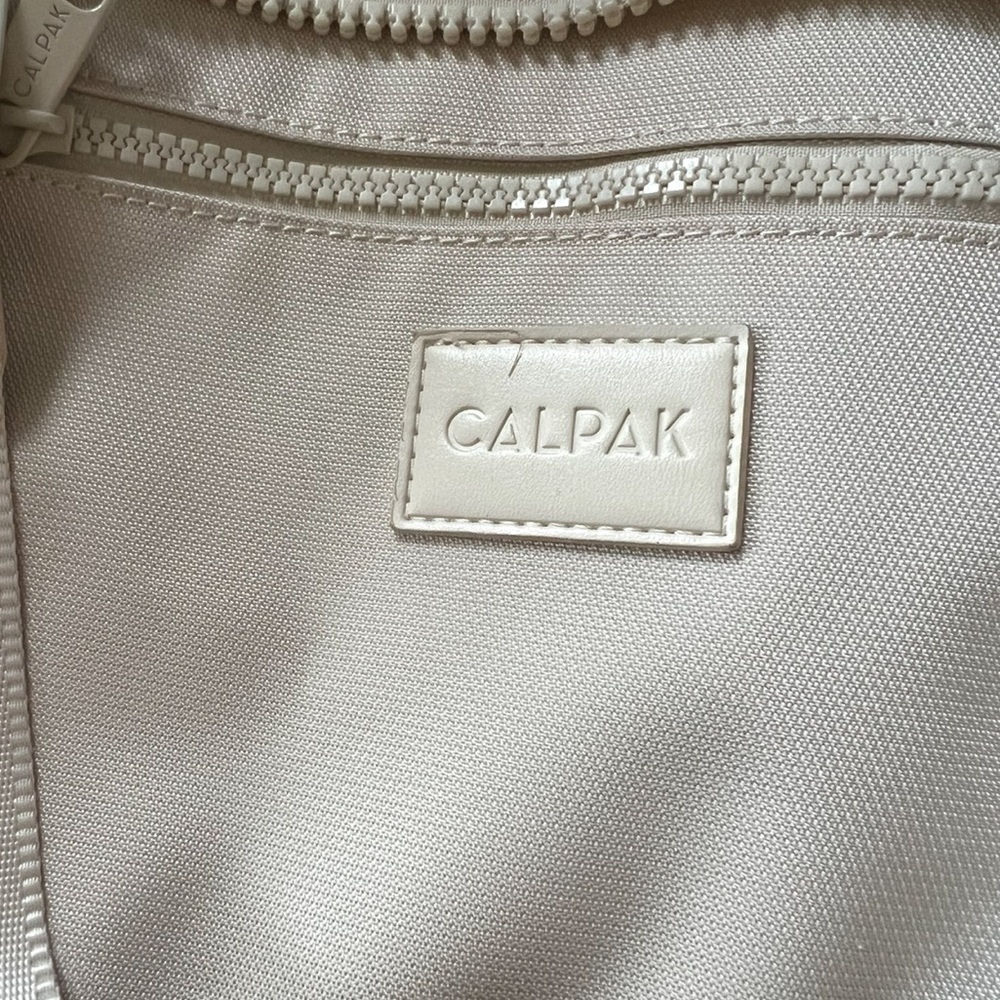 CALPACK TRAVEL BAG - Picture 7 of 10
